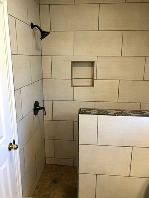 Before & After Bathroom Remodel in Houston, TX (7)