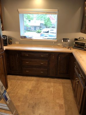Before & After Cabinet Refinishing in Spring, TX (1)